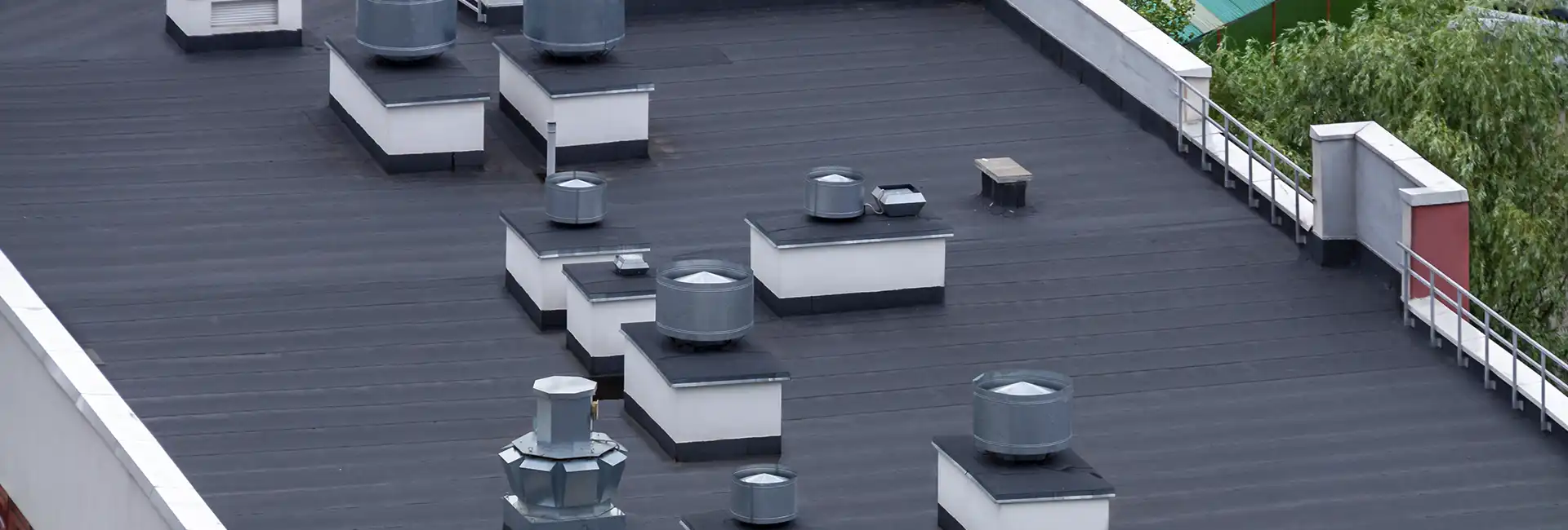 Read more about the article Different types of roofs for condominiums
