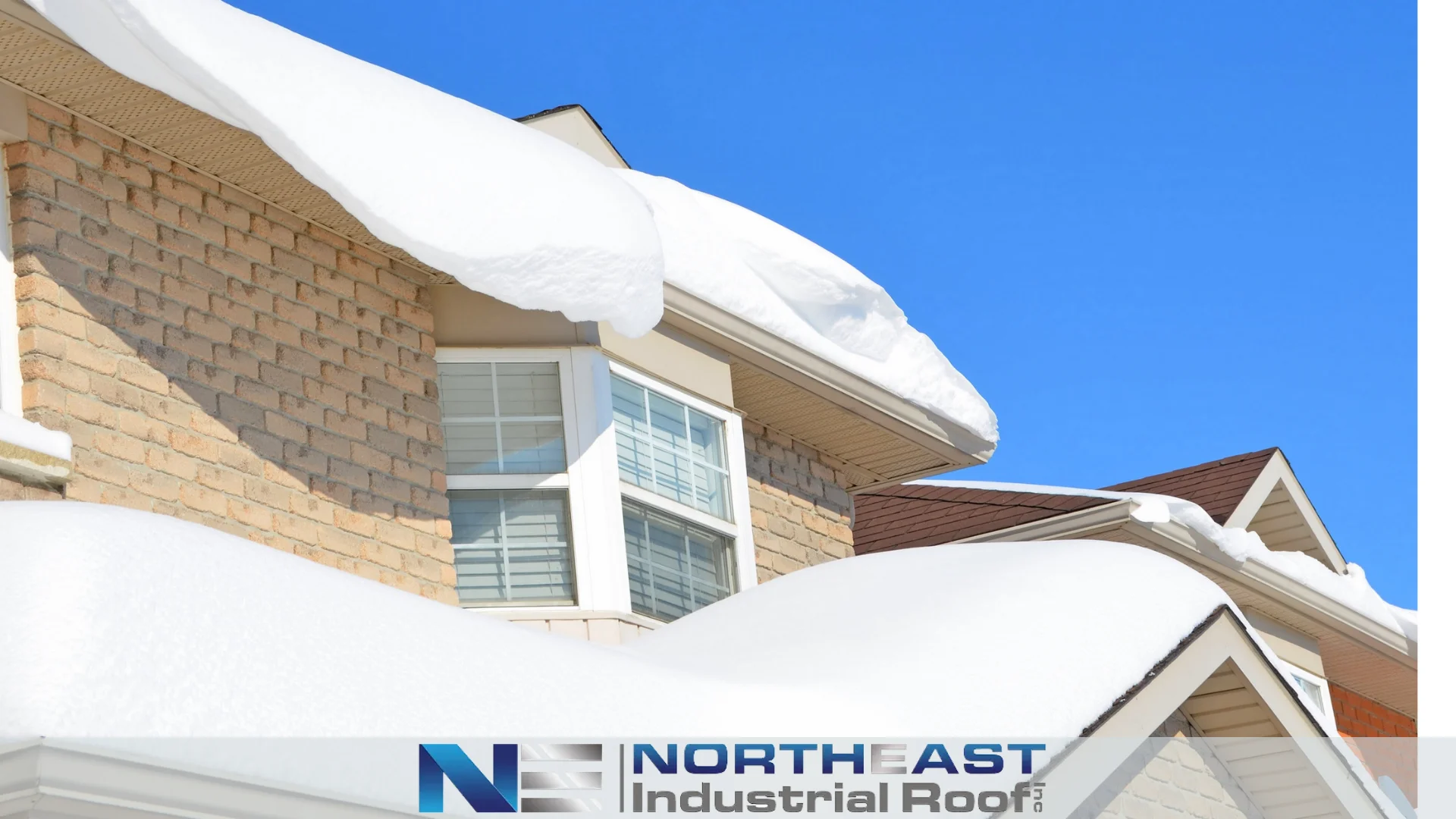 Read more about the article Roof leak in winter: Causes and what to do?